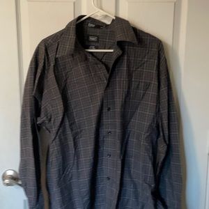 Haggar No Iron, black/grey/white plaid button up